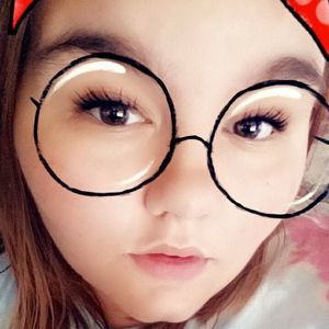 Meet your Posher, Lillie